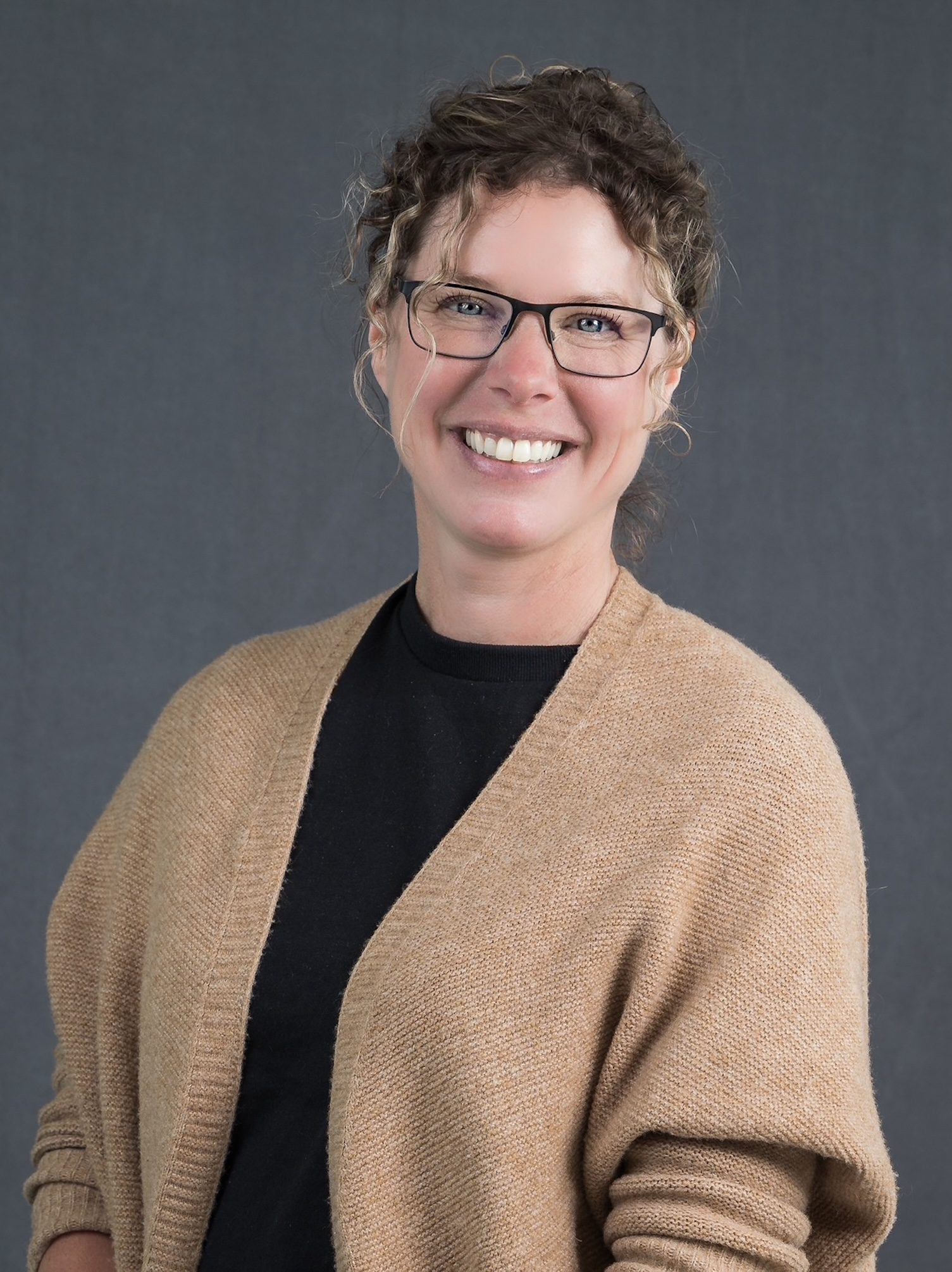 Headshot of Erin Williamson